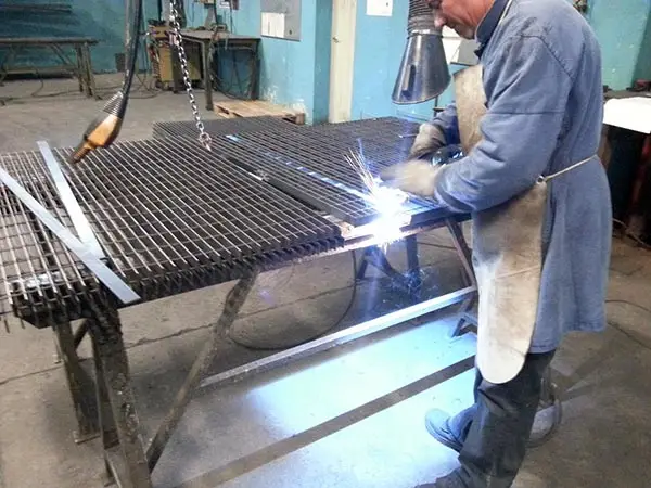 progettazione griglie in ferro