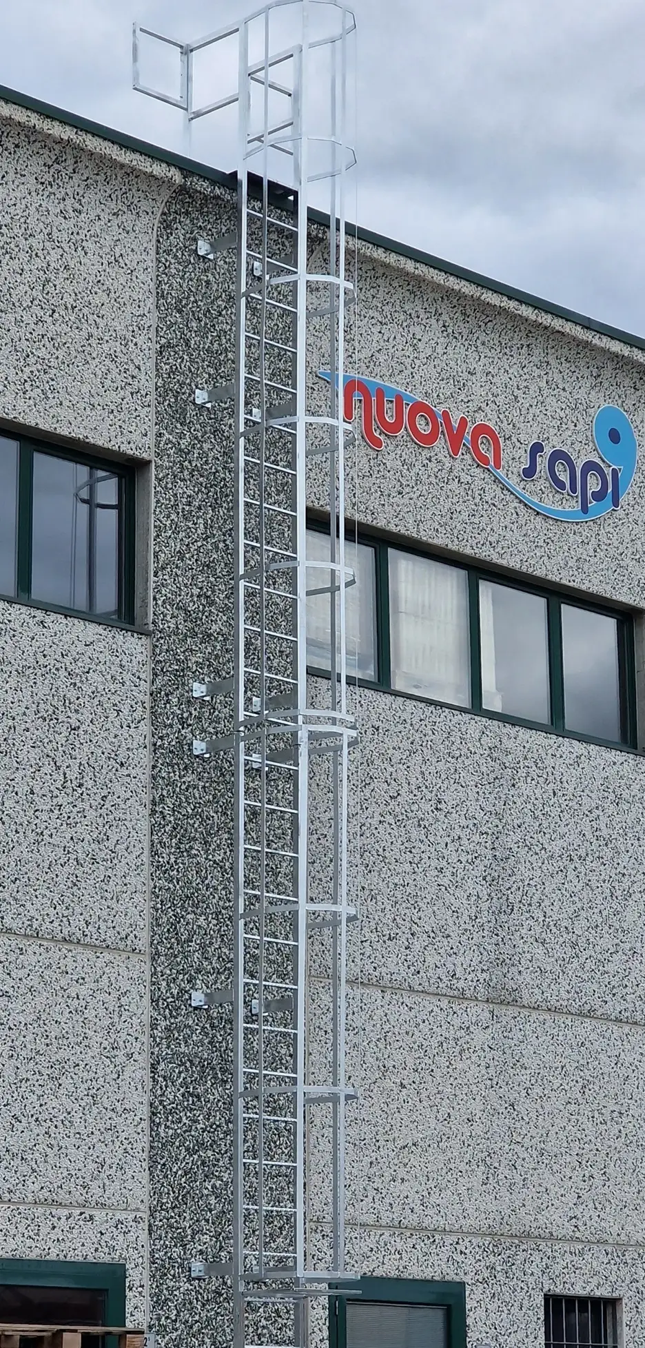 scale in ferro zincato per esterni reggio parma