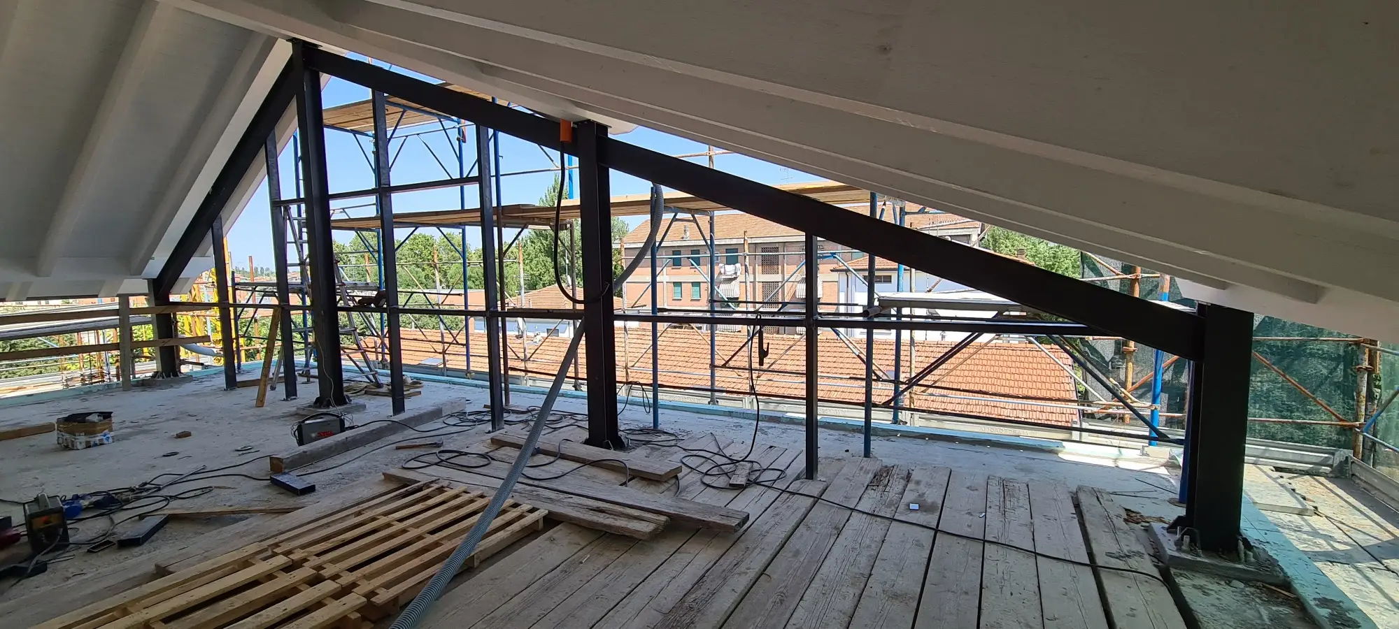 costruzione capannoni in ferro modena